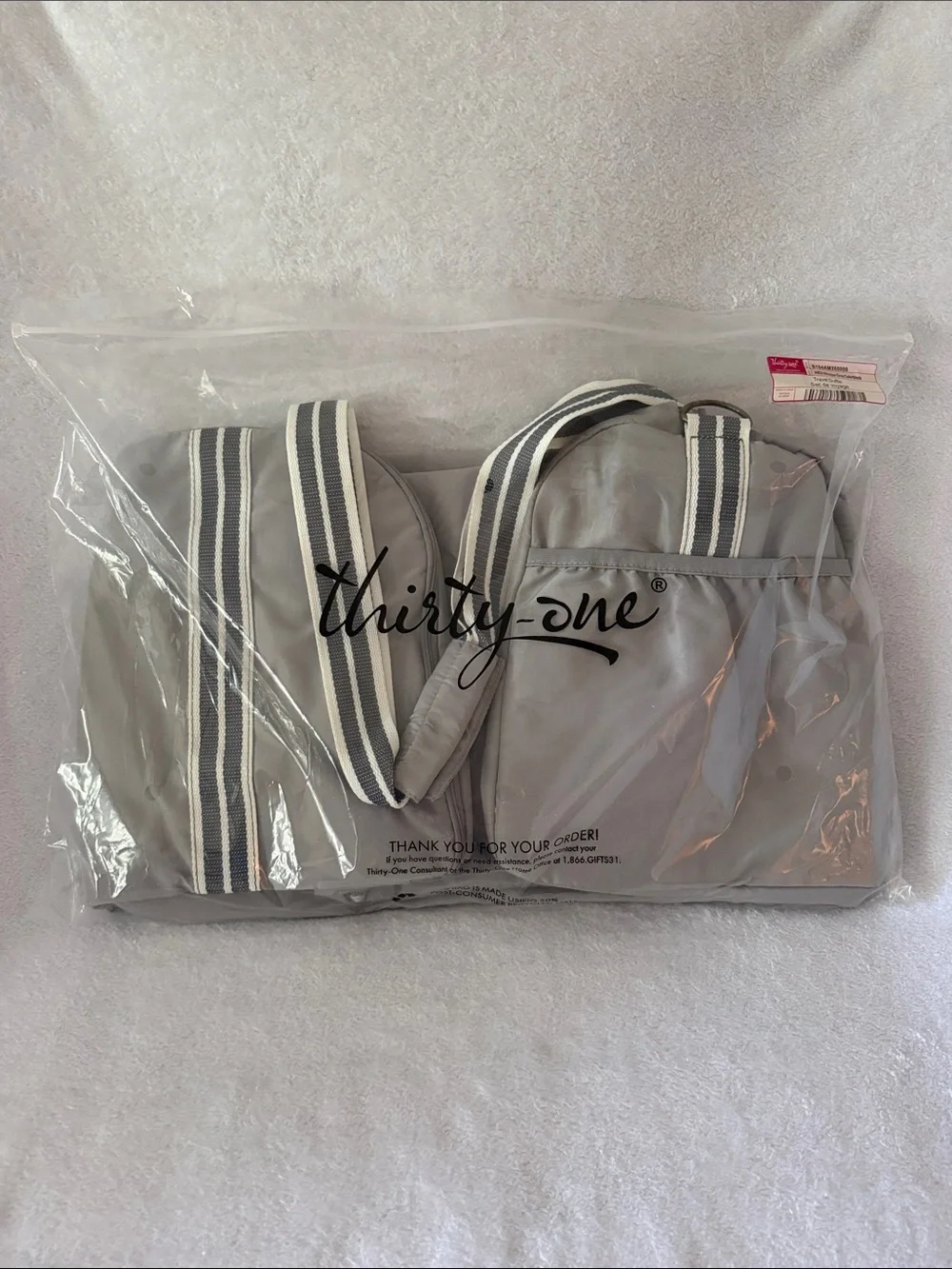 thirty-one Travel Duffle, Whisper Grey Colorblock Print